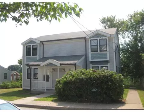 130 Arnold St, Woonsocket, RI 02895 photo 2
