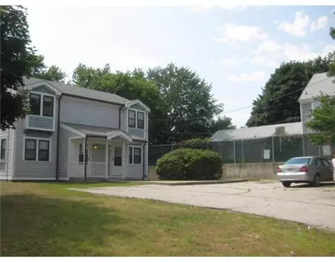 130 Arnold St, Woonsocket, RI 02895 photo 3