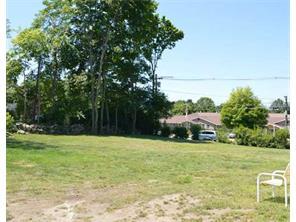 78 Beach St, Westerly, RI 02891 photo 4