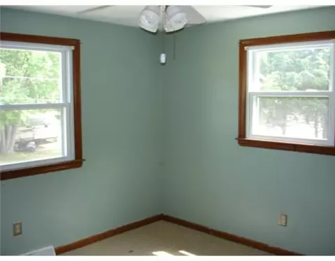 7 Jade Rd, Coventry, RI 02816 photo 6