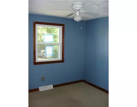 7 Jade Rd, Coventry, RI 02816 photo 4