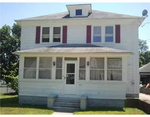 363 Dunlap St, Woonsocket, RI 02895 photo 1