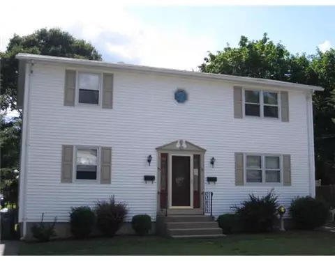 51 High St, Warwick, RI 02886 photo 4