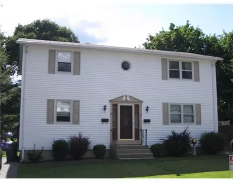 51 High St, Warwick, RI 02886 photo 1