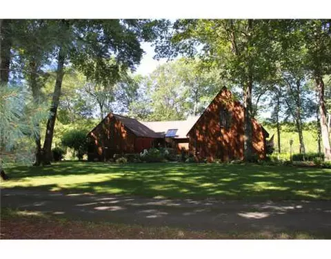 45 New Rd, Exeter, RI 02822 photo 1