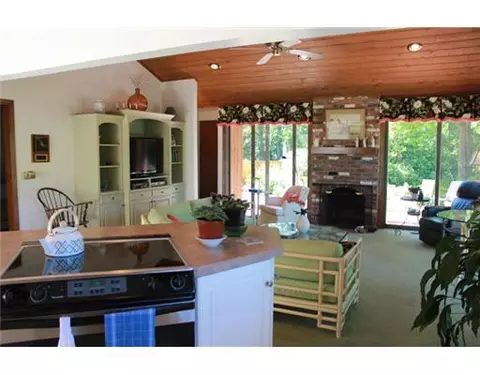 45 New Rd, Exeter, RI 02822 photo 4