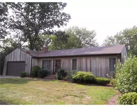 181 Corona St, Warwick, RI 02886 photo 1