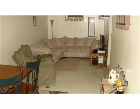 41 Macarthur Dr, Warwick, RI 02889 photo 6