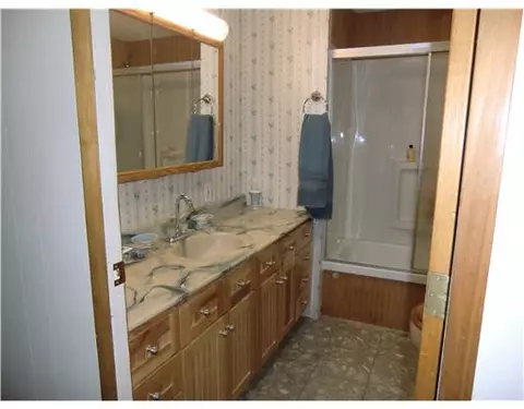 55 Maplewood Dr, Burrillville, RI 02889 photo 11