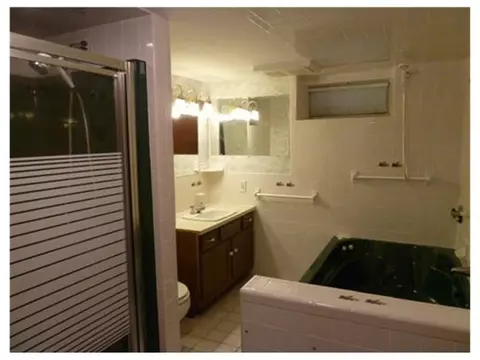 213 North St, Warwick, RI 02886 photo 10