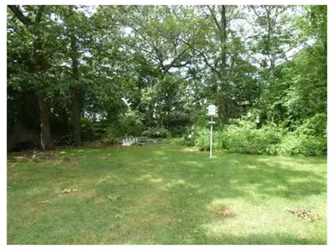 213 North St, Warwick, RI 02886 photo 12