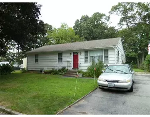 213 North St, Warwick, RI 02886 photo 1