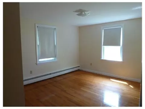 213 North St, Warwick, RI 02886 photo 7