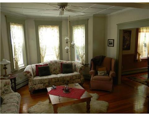 19 Spring St, Woonsocket, RI 02895 photo 7