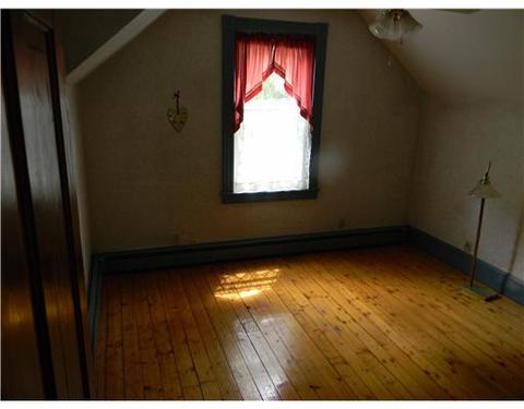 19 Spring St, Woonsocket, RI 02895 photo 11