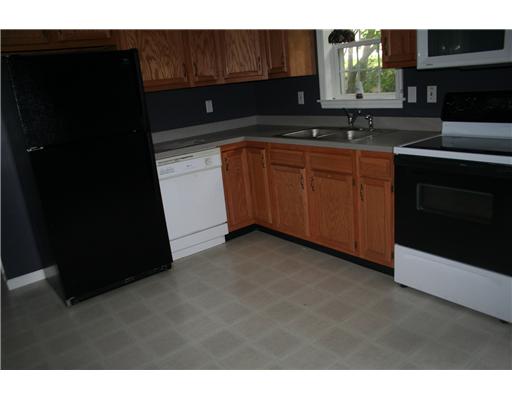 227 Maple St, Woonsocket, RI 02895 photo 2
