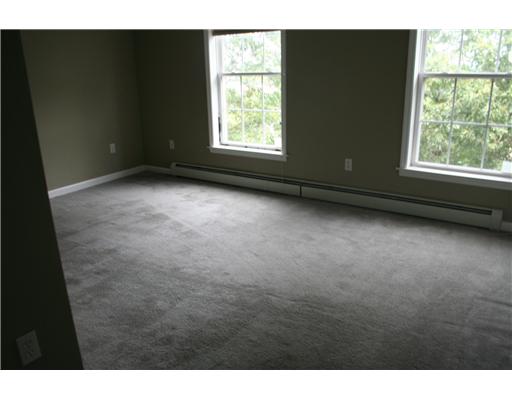 227 Maple St, Woonsocket, RI 02895 photo 5