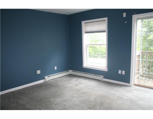 227 Maple St, Woonsocket, RI 02895 photo 3