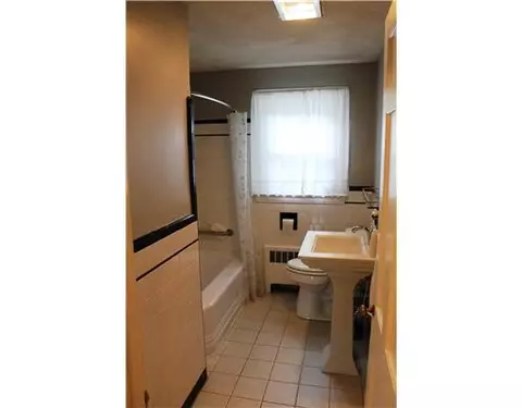 9 Pine Edge Ct, Warwick, RI 02889 photo 14