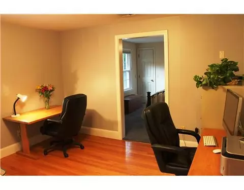 9 Pine Edge Ct, Warwick, RI 02889 photo 10