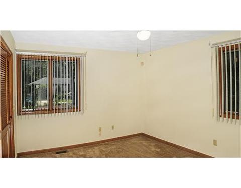 400 Commonwealth Ave #1, Warwick, RI 02886 photo 15