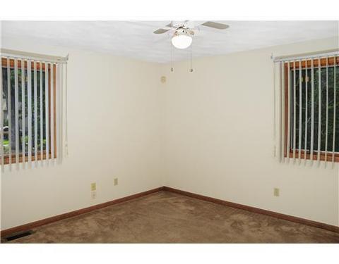 400 Commonwealth Ave #1, Warwick, RI 02886 photo 13