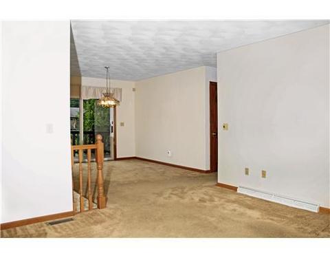 400 Commonwealth Ave #1, Warwick, RI 02886 photo 6