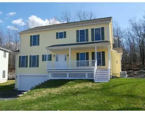 208 Gauthier Dr, Woonsocket, RI 02895 photo 3