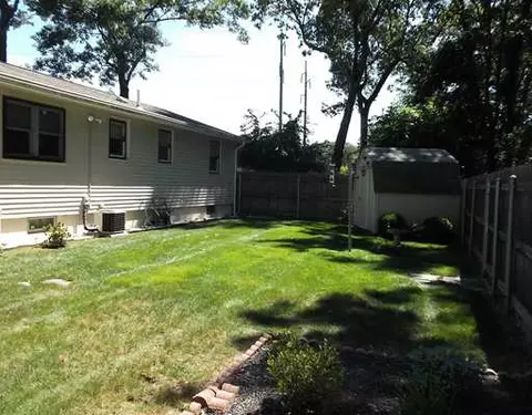 71 Covington Dr, Warwick, RI 02886 photo 9