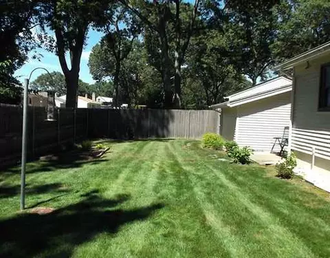 71 Covington Dr, Warwick, RI 02886 photo 10