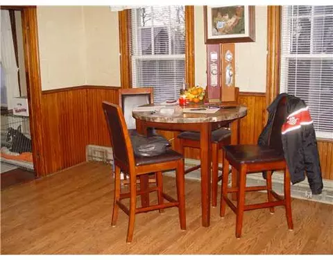 160 Division St, Woonsocket, RI 02895 photo 5