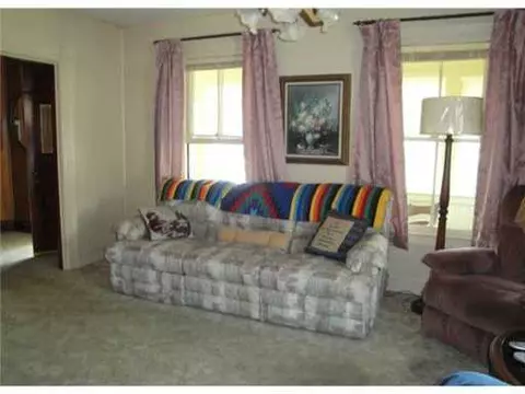 47 Clark St, Westerly, RI 02891 photo 4