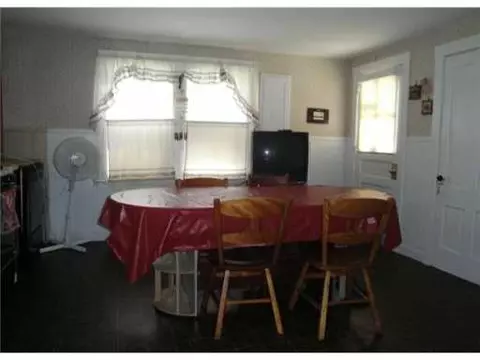 47 Clark St, Westerly, RI 02891 photo 9