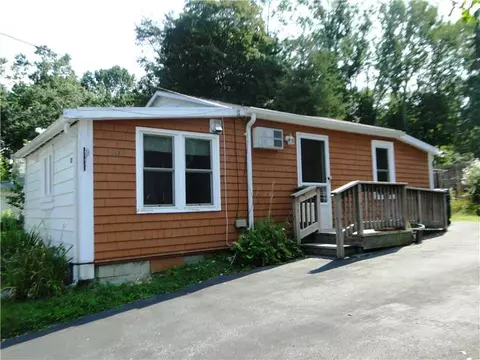 20 Fairview Ave, Warren, RI 02885 photo 1
