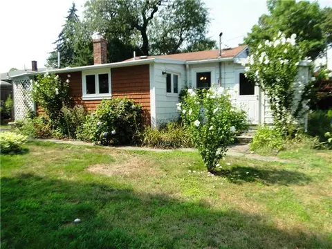 20 Fairview Ave, Warren, RI 02885 photo 7