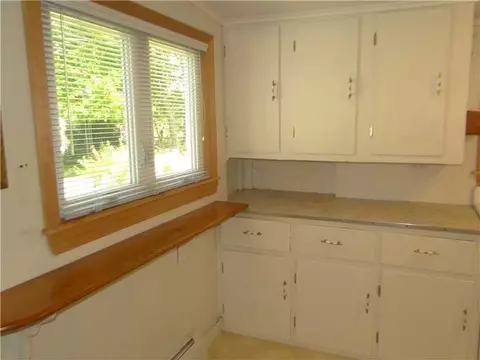 20 Fairview Ave, Warren, RI 02885 photo 11