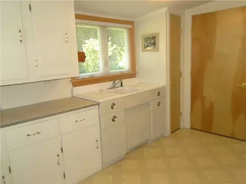 20 Fairview Ave, Warren, RI 02885 photo 10