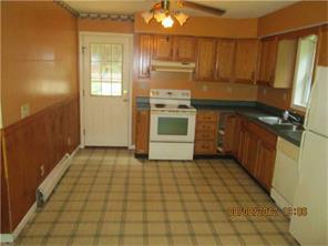 758 Gardner Rd, Exeter, RI 02822 photo 3