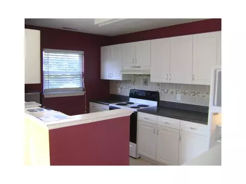 80 Mill St #301, Woonsocket, RI 02895 photo 2