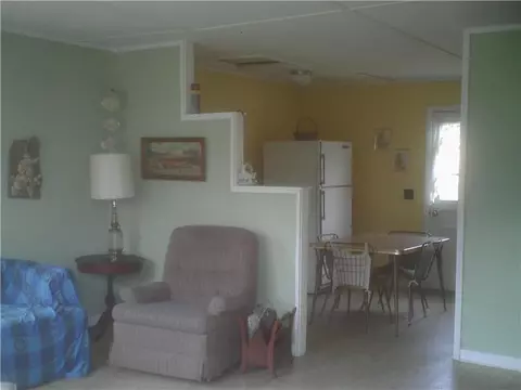 68 Atlantic Ave, Westerly, RI 02891 photo 4