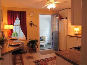 79 Aubudon Rd, Warwick, RI 02888 photo 5