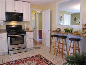 79 Aubudon Rd, Warwick, RI 02888 photo 3