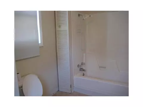 36 River St, Riverside, RI 02915 photo 7