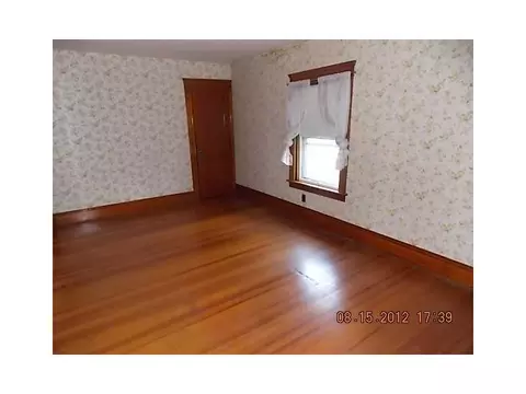 58 Pullen Ave, Pawtucket, RI 02861 photo 8