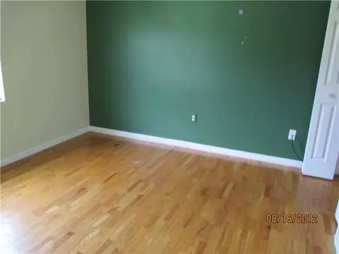 10 Paddock Dr, Cranston, RI 02921 photo 9