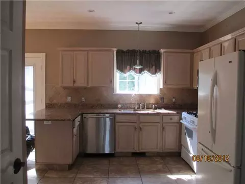 10 Paddock Dr, Cranston, RI 02921 photo 3