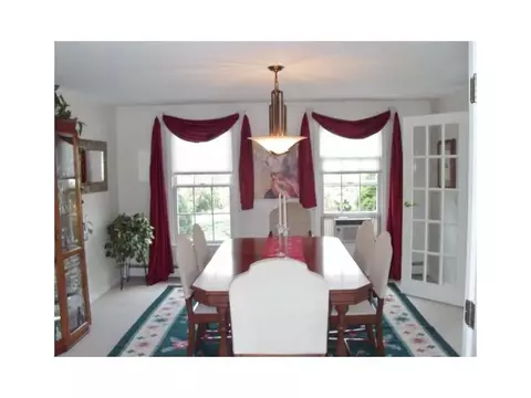 47 Asylum Rd, Warren, RI 02885 photo 8