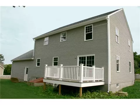 2 Deer Run Rd, Bristol, RI 02809 photo 15