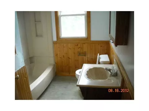 748 Manville Rd, Woonsocket, RI 02895 photo 10