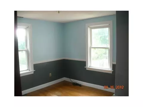 748 Manville Rd, Woonsocket, RI 02895 photo 7